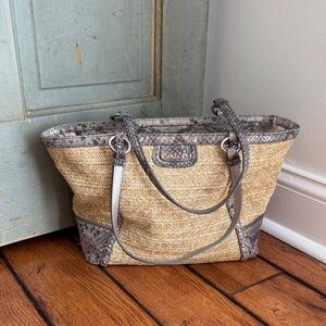 COACH Alexandra #F21959 Silver Patent Straw Studded Shoulder Purse Tote w/Charms